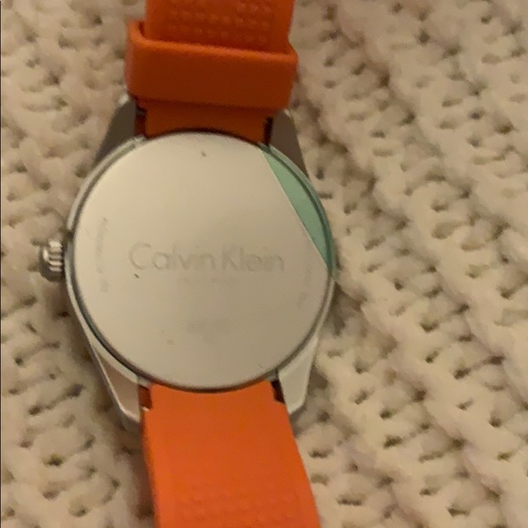 Watch - Picture 4 of 4